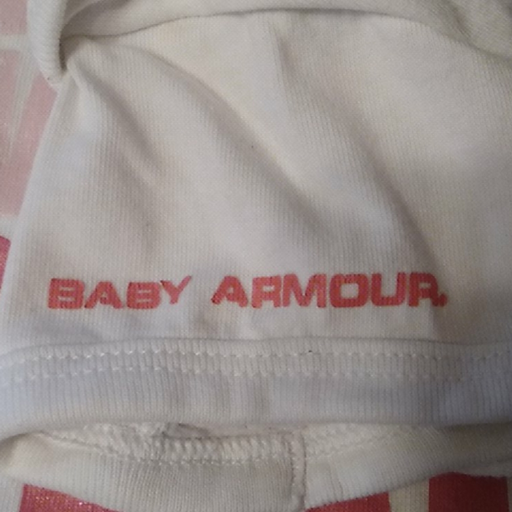 Onesie - Picture 3 of 4